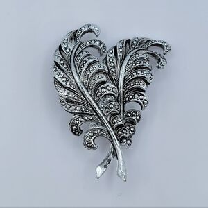 Vintage West Germany Feather Brooch #2907